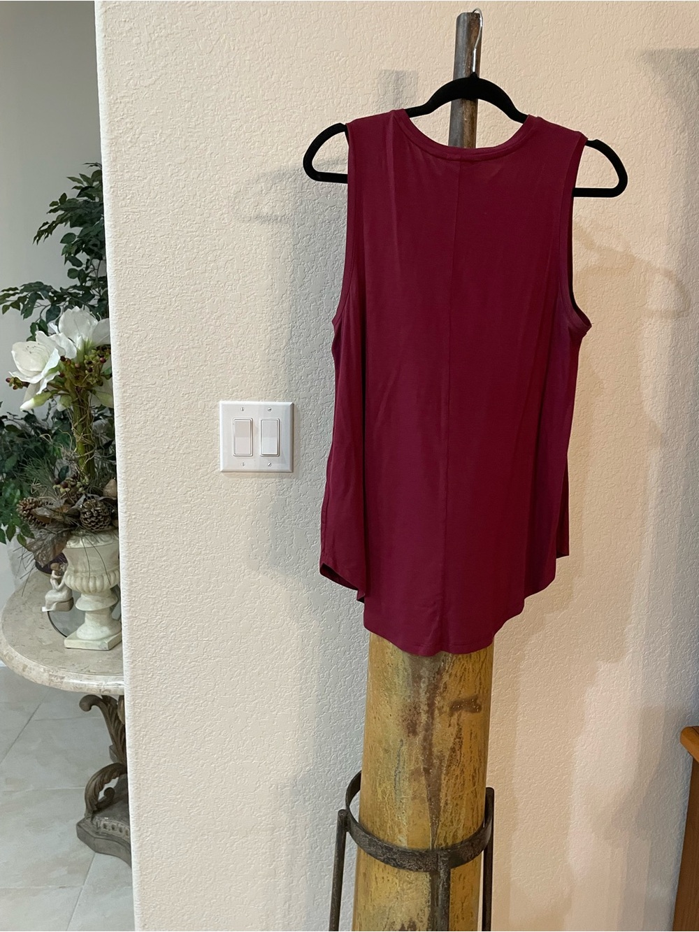 Like New A New Day long tank Wine Crew Neck Tee - Berry Red Ladies Medium